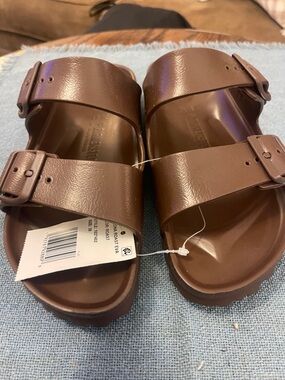 Birkenstock The Arizona Chocolate Roast Brown NWT Unisex Women 7-7.5 Men 5-5.5